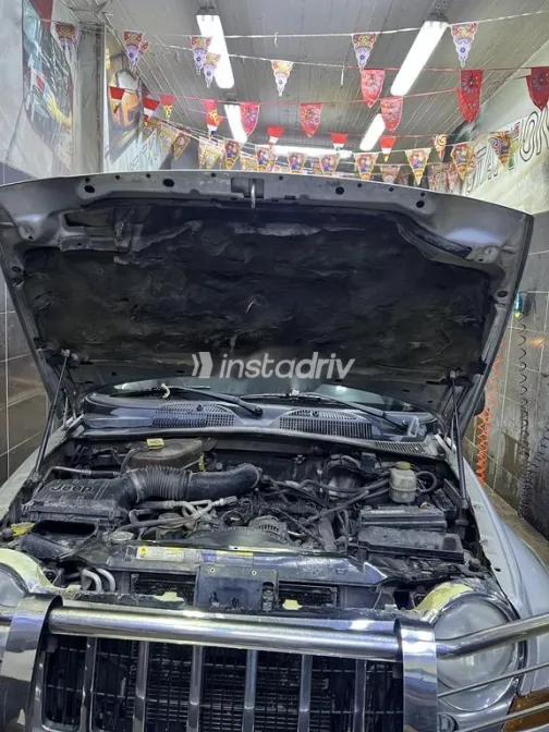 جيب ليبيرتى 2007 فضي مستعملة للبيع - 4