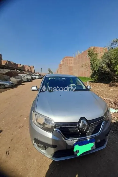 Renault Logan 2021 White Used for Sale - 1