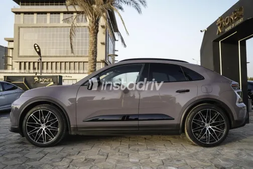 بورش ماكان  اليكتريك 2025 رمادي مستعملة للبيع - 2