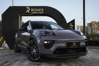 بورش ماكان  اليكتريك 2025 رمادي مستعملة للبيع