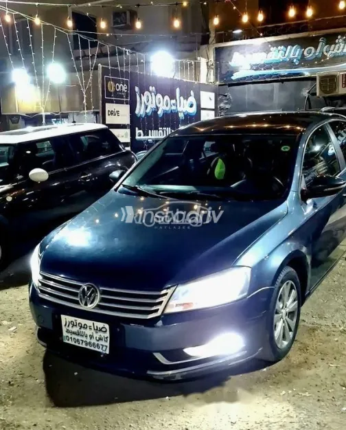 فولكس فاغن باسات 2014 أزرق غامق مستعملة للبيع - 3