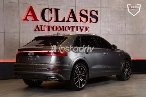 Audi Q8 2025 Gray Used for Sale - 2