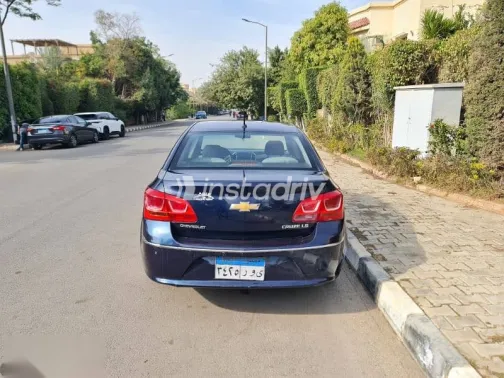 شيفروليه كروز 2016 أزرق غامق مستعملة للبيع - 3
