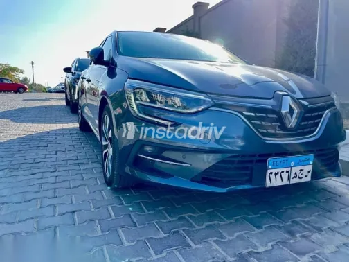 رينو ميجان 2022 رمادي مستعملة للبيع - 6