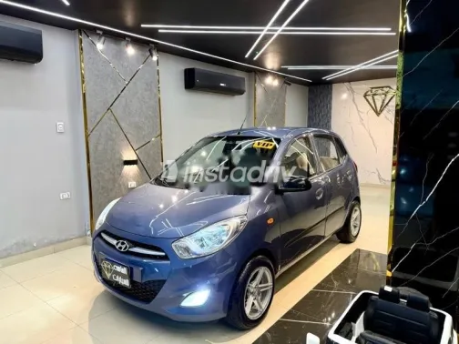 Hyundai I10 2017 Dark Blue Used for Sale - 1