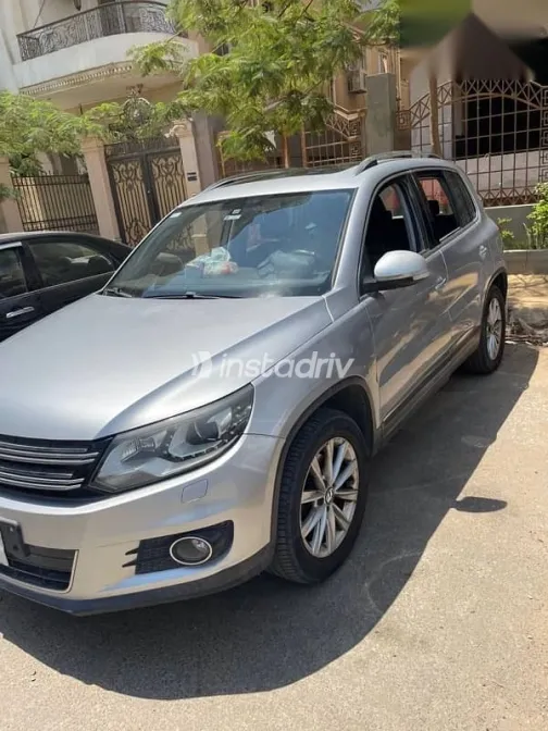 فولكس فاغن تيجون 2016 فضي مستعملة للبيع - 3