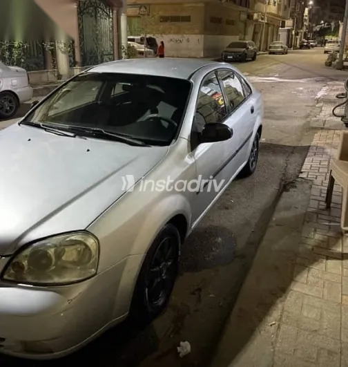 Chevrolet Optra 2006 Silver Used for Sale - 2