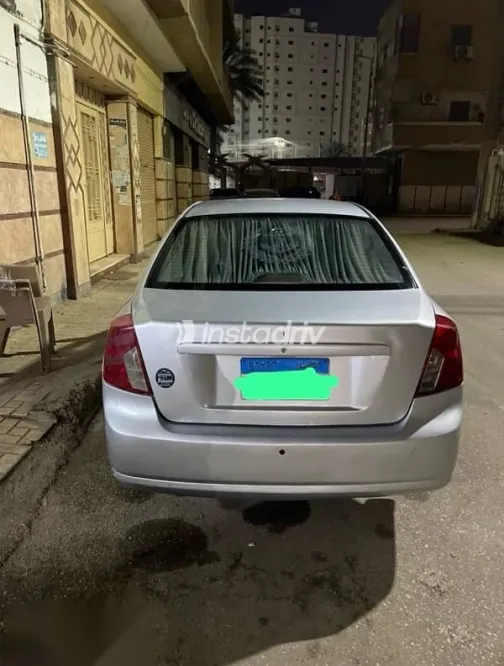 Chevrolet Optra 2006 Silver Used for Sale - 3
