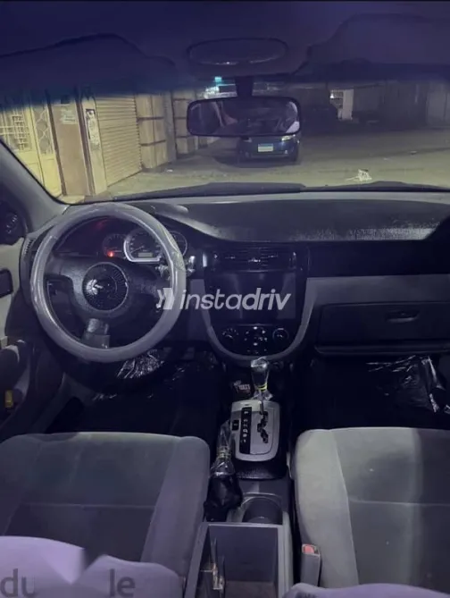 Chevrolet Optra 2006 Silver Used for Sale - 6