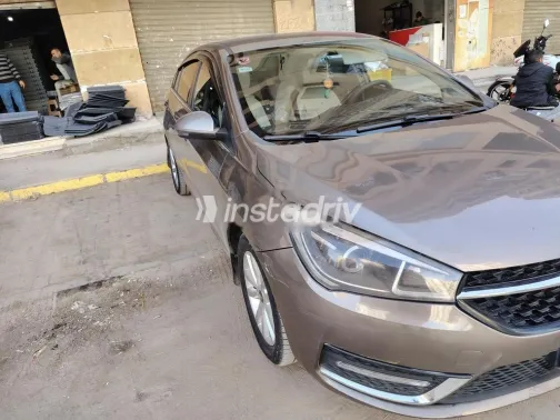 Chery Arrizo 5 2021 White Used for Sale - 1