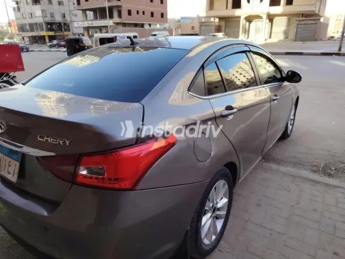 Chery Arrizo 5 2021 White Used for Sale - 2