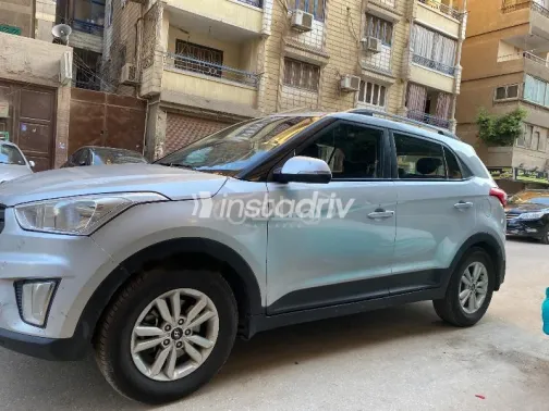 هيونداي كريتا 2016 فضي مستعملة للبيع - 2