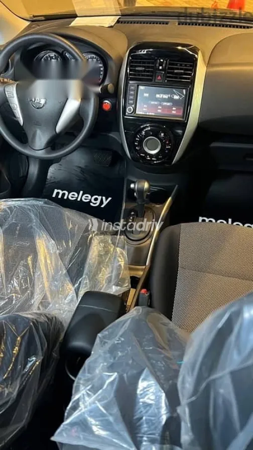 نيسان صنى 2026 ذهبي جديدة للبيع - 5