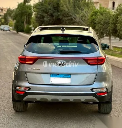 Kia Sportage 2021 Silver Used for Sale - 3
