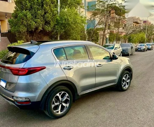 Kia Sportage 2021 Silver Used for Sale - 5