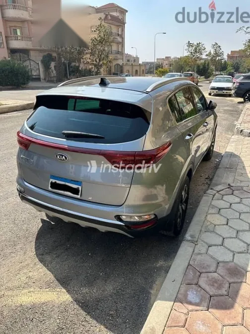 Kia Sportage 2021 Silver Used for Sale - 8