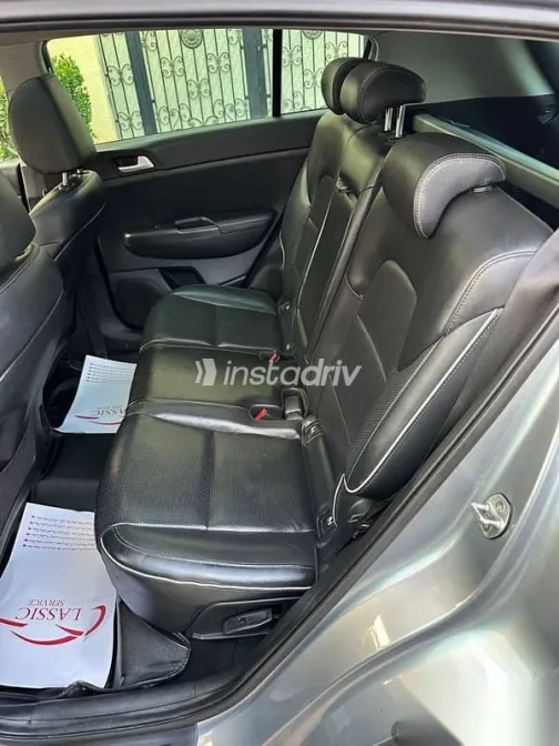 Kia Sportage 2021 Silver Used for Sale - 10