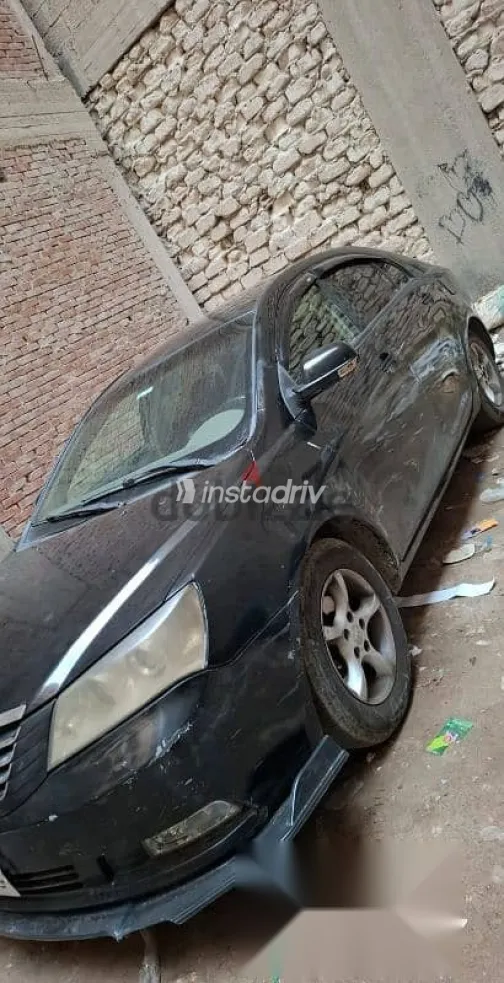 جيلي امجراند 2015 أسود مستعملة للبيع - 2