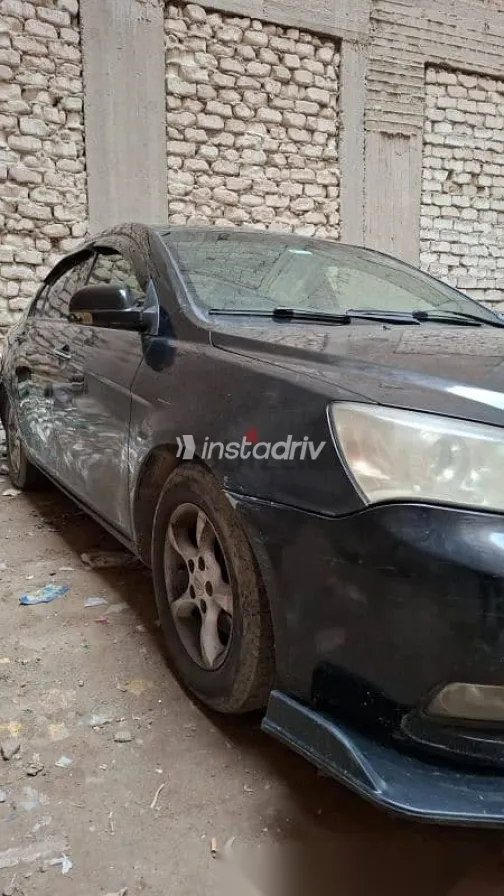 جيلي امجراند 2015 أسود مستعملة للبيع - 3