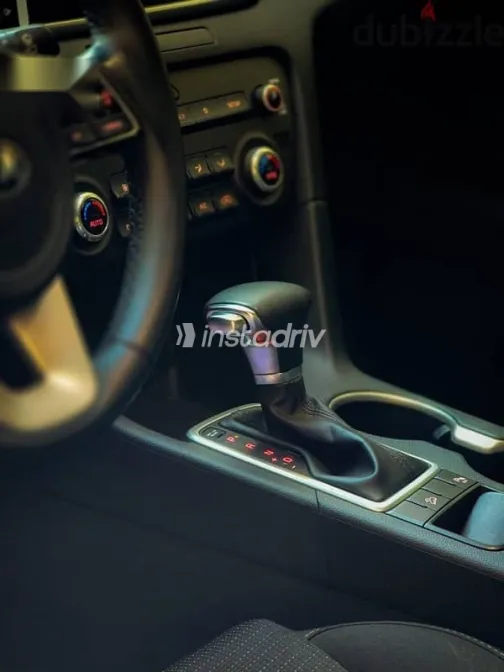 كيا سبورتاج 2021 أزرق غامق مستعملة للبيع - 3