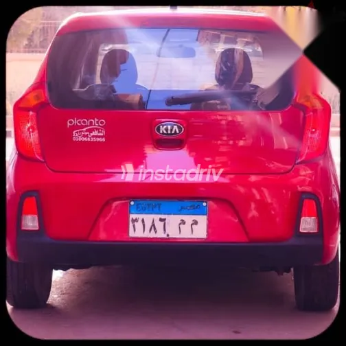 Kia Picanto 2016 Red Used for Sale - 3