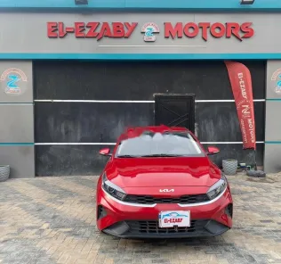 كيا جراند سيراتو 2022 أحمر مستعملة للبيع