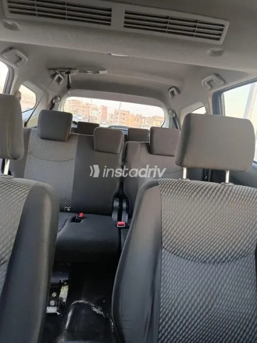 تويوتا رش 2019 أبيض مستعملة للبيع - 5