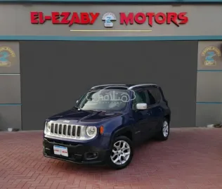 جيب رينيجيد 2018 أزرق غامق مستعملة للبيع
