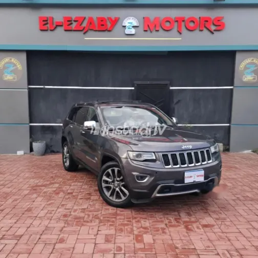 جيب جراند شيروكي 2018 رمادي مستعملة للبيع - 3