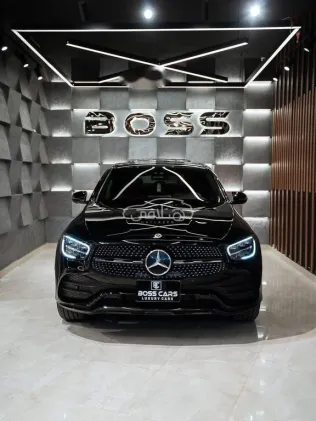 مرسيدس GLC 200 2022 أسود مستعملة للبيع