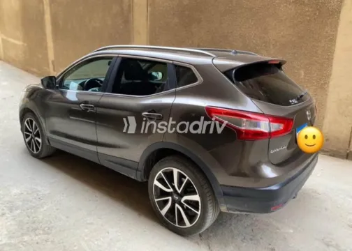 نيسان قشقاي 2017 أبيض مستعملة للبيع - 4