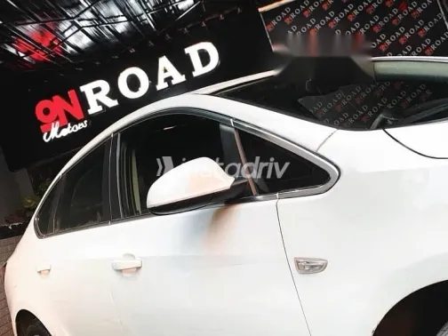 اوبل أسترا 2017 أبيض مستعملة للبيع - 8