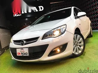 اوبل أسترا 2017 أبيض مستعملة للبيع