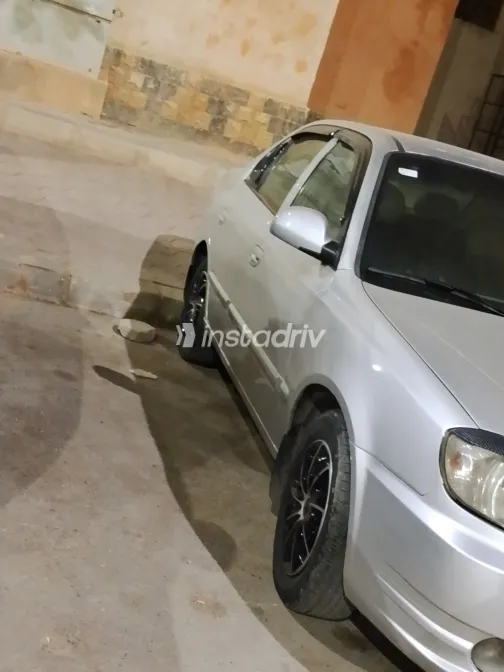 هيونداي فيرنا 2016 أبيض مستعملة للبيع - 6