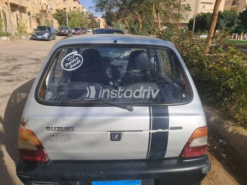 سوزوكى ماروتى 2010 أبيض مستعملة للبيع - 1