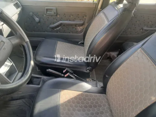 سوزوكى ماروتى 2010 أبيض مستعملة للبيع - 6