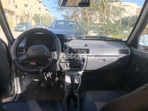 سوزوكى ماروتى 2010 أبيض مستعملة للبيع - 7