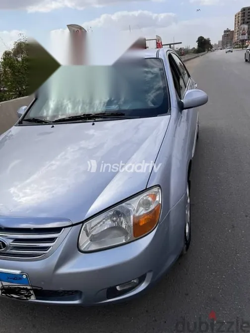 كيا سيراتو 2008 أزرق غامق مستعملة للبيع - 2