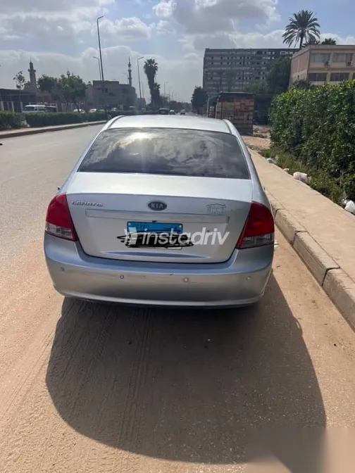 كيا سيراتو 2008 أزرق غامق مستعملة للبيع - 3
