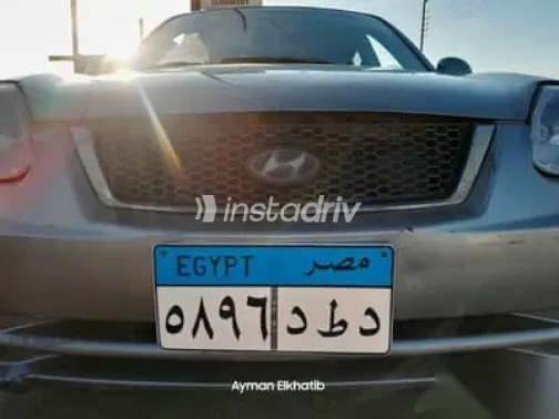 هيونداي فيرنا 2009 فضي مستعملة للبيع - 1