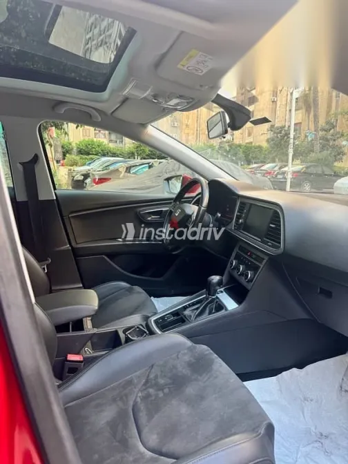 Seat Leon 2020 Red Used for Sale - 5