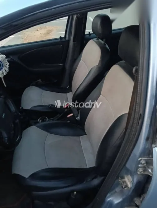 فيات برافا 2001 أزرق غامق مستعملة للبيع - 7