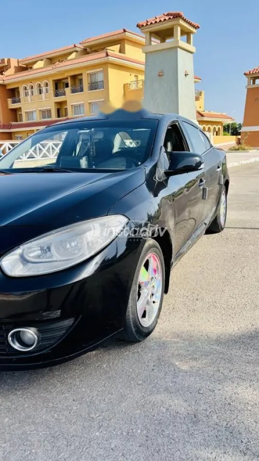 Renault Fluence 2013 Black Used for Sale - 1