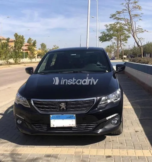 بيجو 301 2021 أبيض مستعملة للبيع - 1