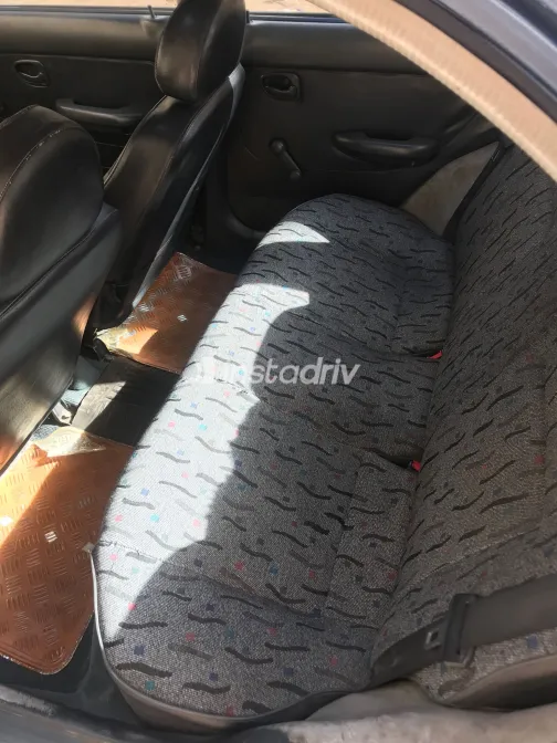 هيونداي اكسنت 2005 أبيض مستعملة للبيع - 1