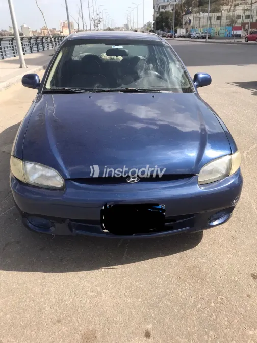 هيونداي اكسنت 2005 أبيض مستعملة للبيع - 3