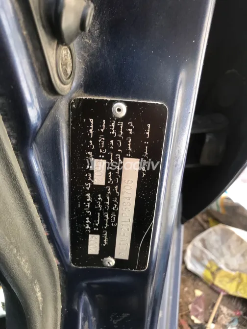 هيونداي اكسنت 2005 أبيض مستعملة للبيع - 8