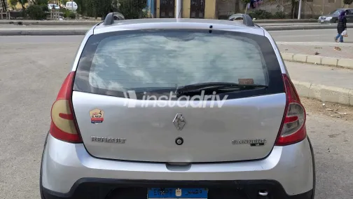 Renault Sandero Step Way 2013 White Used for Sale - 5