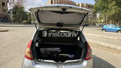 Renault Sandero Step Way 2013 White Used for Sale - 9