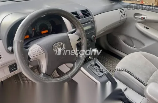 Toyota Corolla 2013 Gray Used for Sale - 4